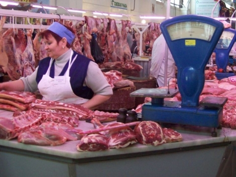 В Україні набувають чинності нові правила забою та продажу домашнього м'яса